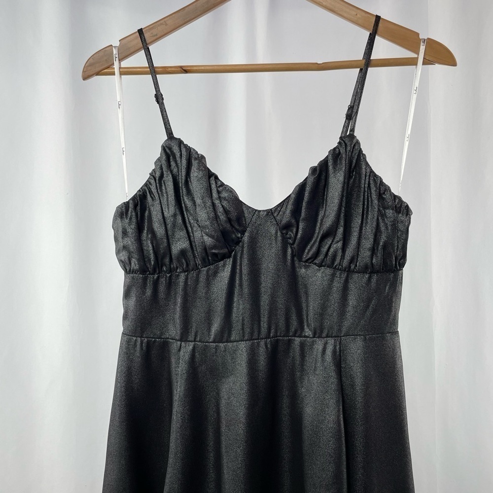 NWT Lulus Catch a Glint Metallic Bustier Mini Skater Dress in Black Size Medium - Picture 4 of 8